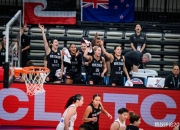 华体会官网-女篮亚洲杯决赛：澳大利亚半场54-43领先日本，田中心19分的简单介绍