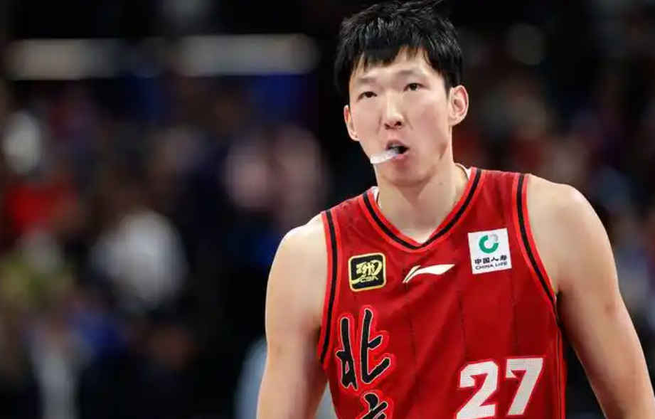 男篮集训周琦旧伤复发大魔王前往美国康复治疗