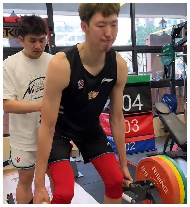 卡尔蒂斯外援训练成果显著，力拼强队的简单介绍