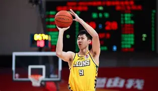 高诗岩19分山东胜浙江胡金秋22分广厦胜宁波
